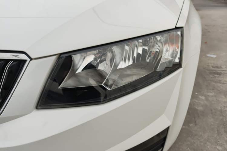 Used Skoda Octavia 2017 1.6L Manual Trend Edition
