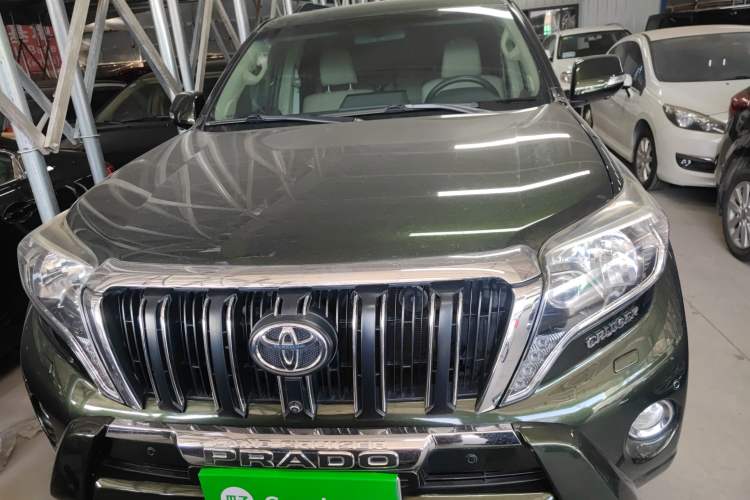 Used Toyota Prado 2014 2.7L Automatic Luxury Edition
