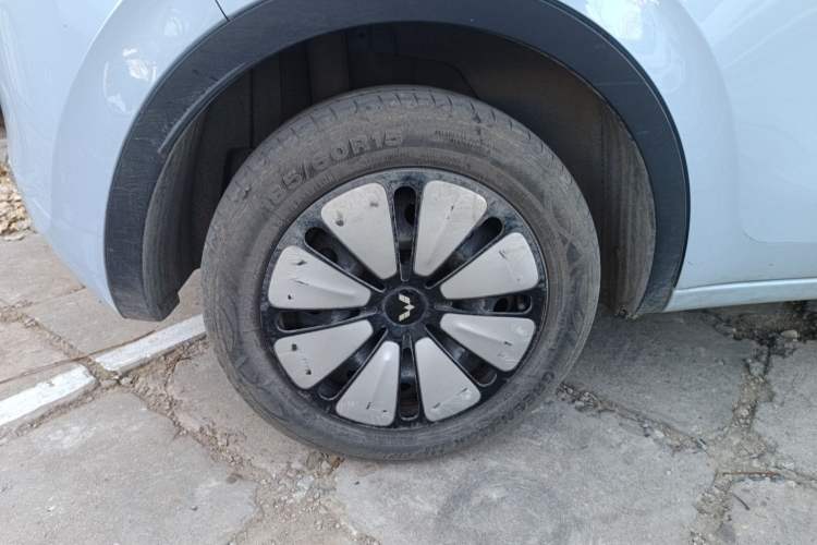 Used Wuling Bingo 2023 410 km Lingxi Deluxe Edition
