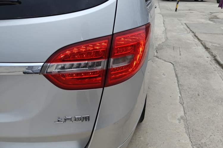 Used Buick GL8 2014 2.4L LT Luxury Business Executive Edition