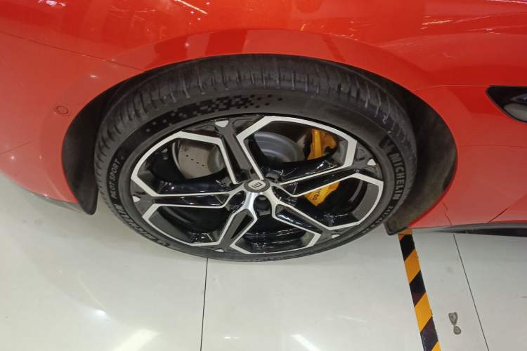 Used  SU7 2024 Rear-Drive Ultra-Long Range Advanced Pro-Level Intelligent Driving Version