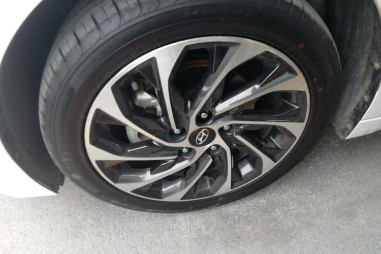 Used Hyundai Elantra 2019 1.5L CVT ZhiXuan – Elite Version