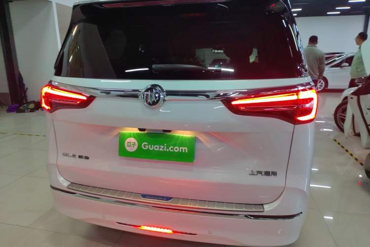 Used Buick GL8 2023 ES Lu Zun Deluxe Model
