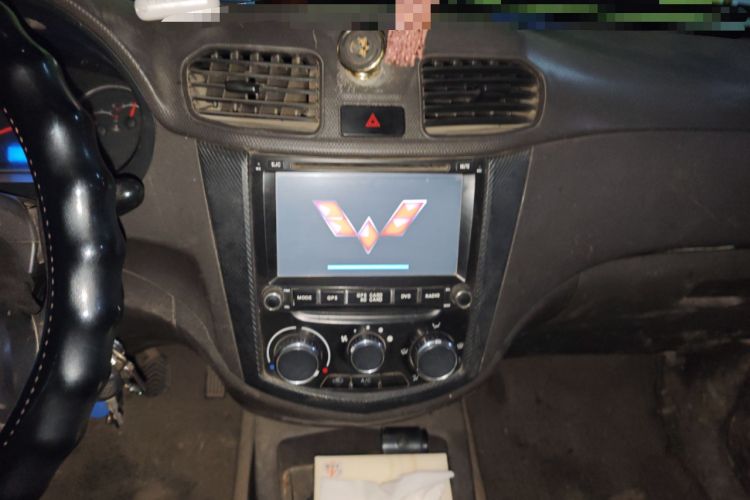 Used Wuling Hongguang 2015 1.5L S Basic Version China V Standard
