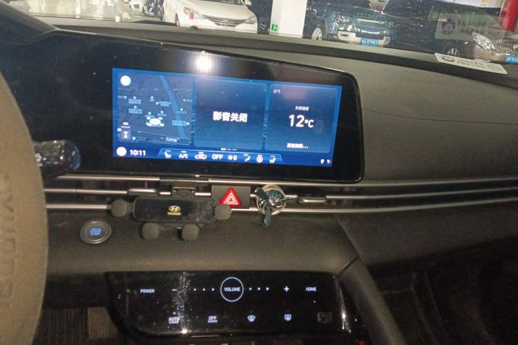 Used Hyundai Elantra 2021 1.5L CVT LUX Prestige Edition