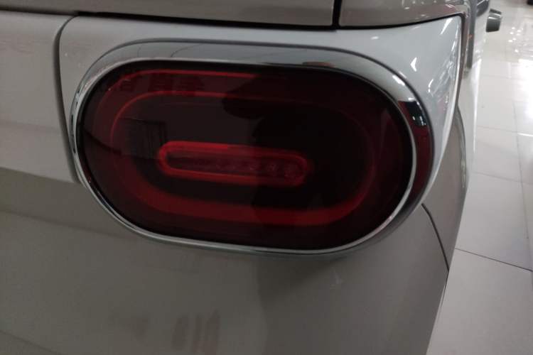 Used Wuling Hongguang MINIEV 2024 3rd Generation 215km Advanced Version