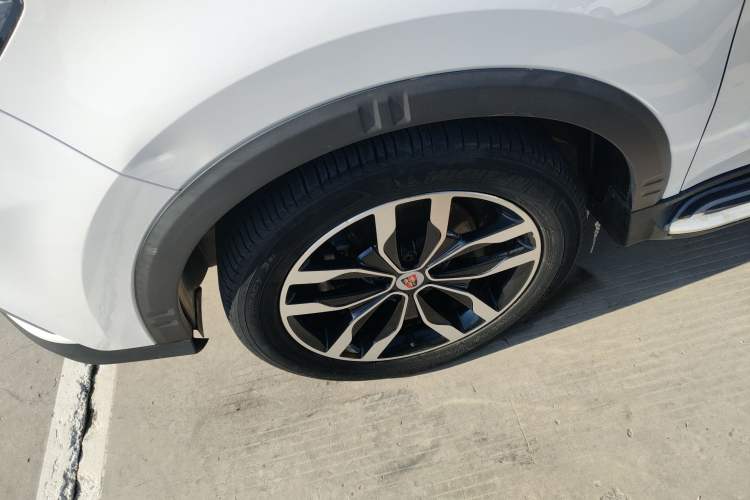 Used Roewe RX5 2018 20T Two-Wheel Drive Automatic Internet Smart Luxury Edition
