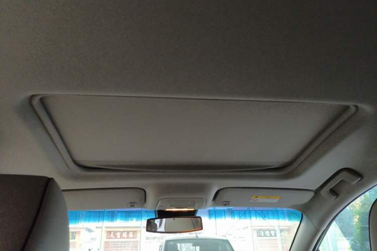 Used Buick GL8 2021 Land Cruiser Executive Class 652T Luxury Model
