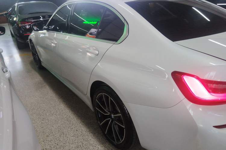 Used BMW 3 Series 2021 Second Facelift 320Li M Sport Package
