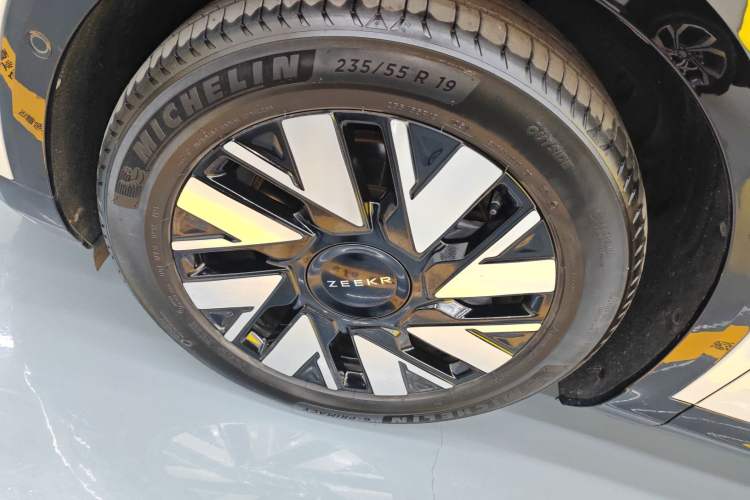 Used Zeekr MIX 2025 Long-Range Intelligent Driving Edition
