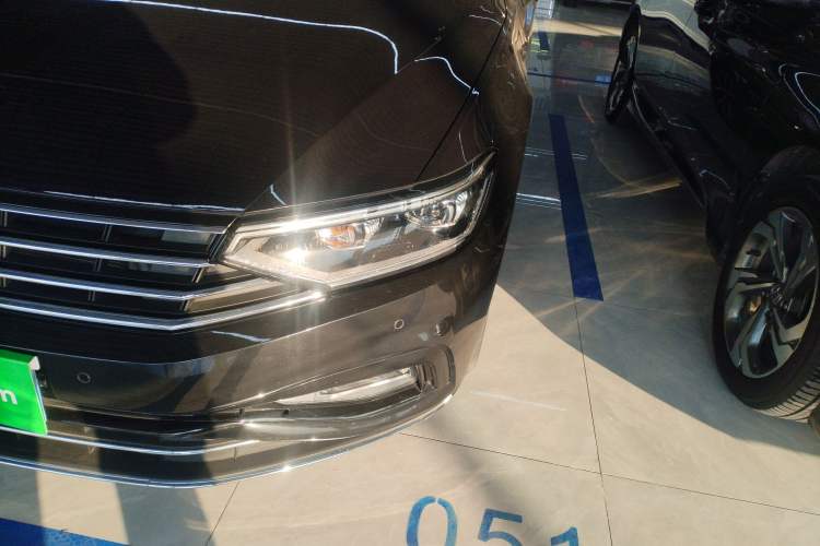 Used Volkswagen Magotan 2020 330TSI DSG Leading Model
