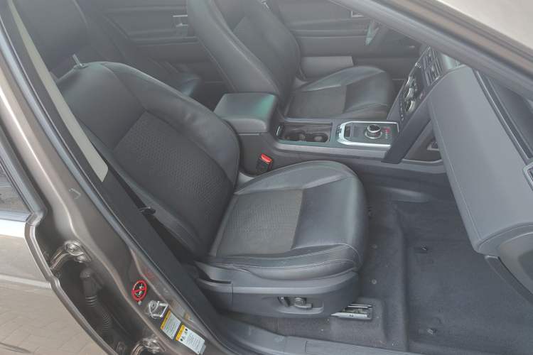 Used Land Rover Discovery Sport 2017 2.0T PURE
