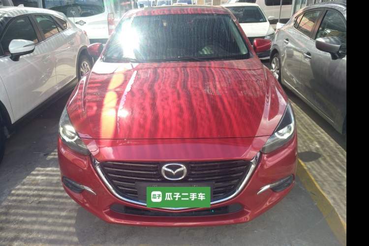 Used Mazda Mazda 3 Axela 2017 Hatchback 2.0L Automatic Luxury Model Emission Standard China V
