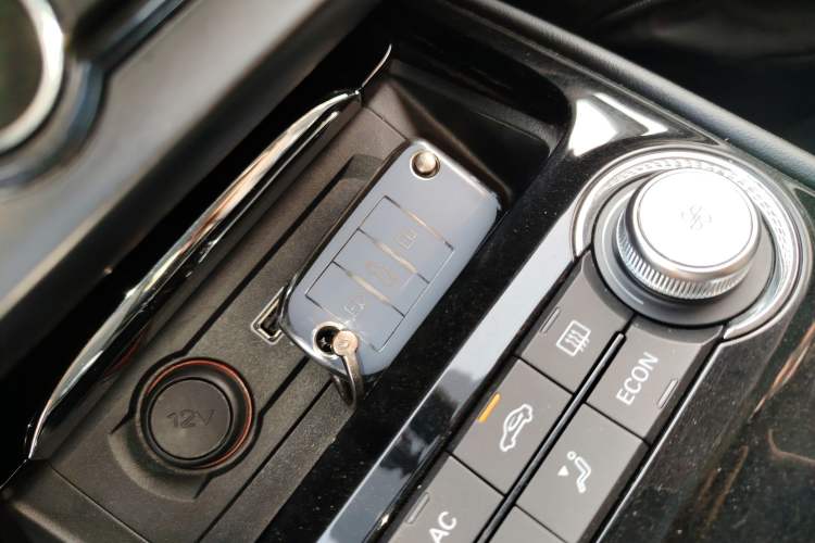 Used Roewe Ei5 2018 Internet Luxury Edition
