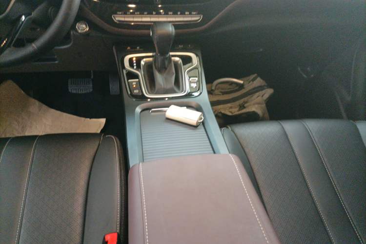 Used GAC Trumpchi M6 2021 PRO 270T DCT Luxury Edition