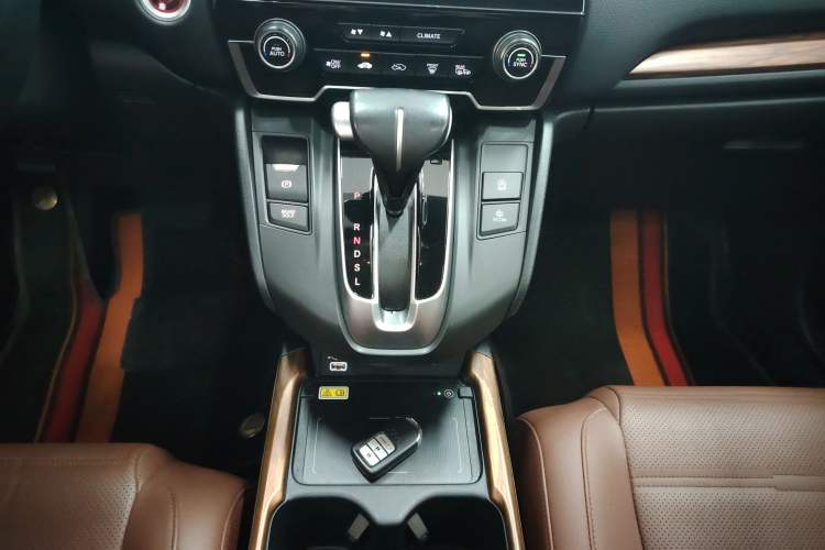 Used Honda CR-V 2021 240TURBO CVT 2WD Fashion Edition