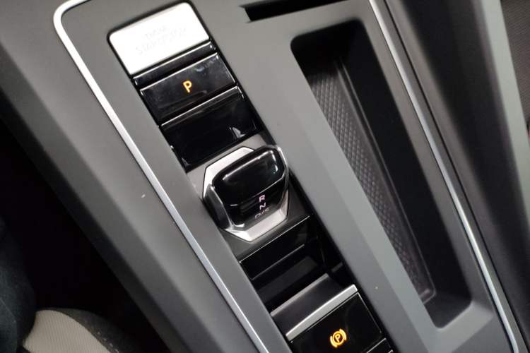 Used Volkswagen Golf 2023 Facelift 280TSI DSG Pro