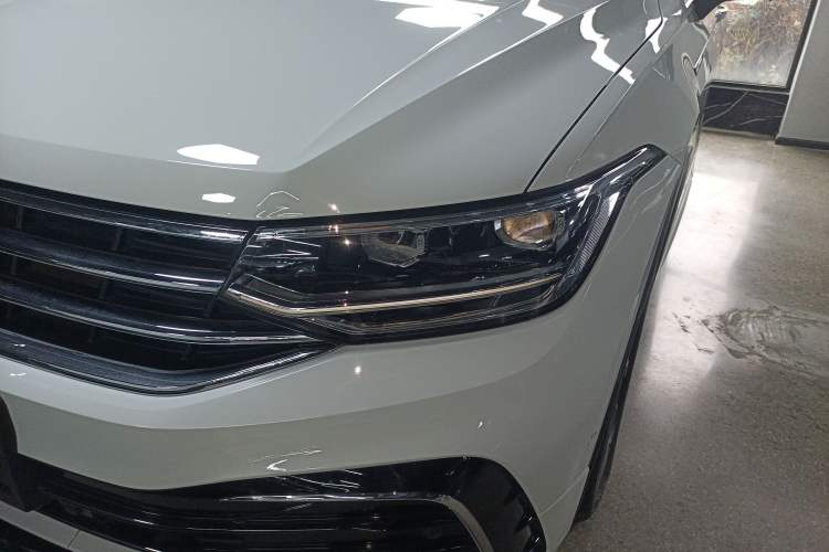 TDK.VehicleDetails.img