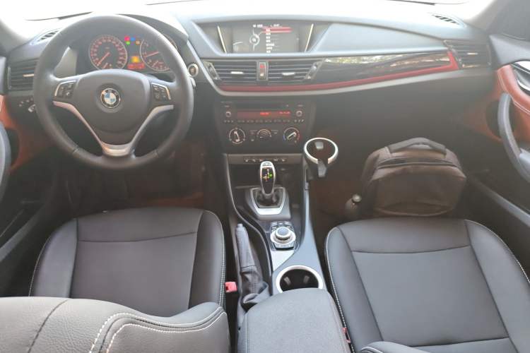 Used BMW X1 2015 sDrive18i Fashion Upgrade Edition
