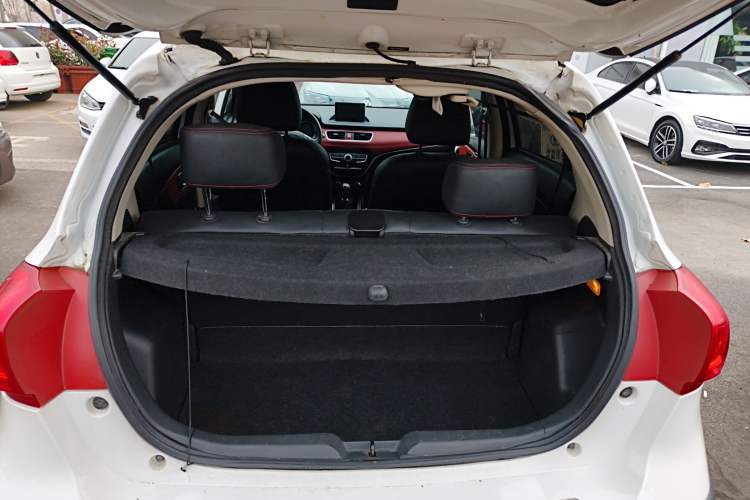 Used Haval H1 2015 1.5L Manual Luxury Model
