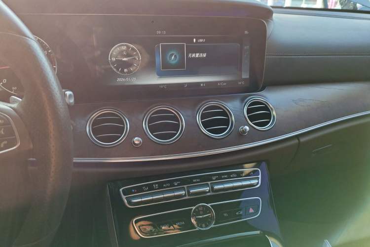 Used Mercedes-Benz E-Class 2016 E 200 L