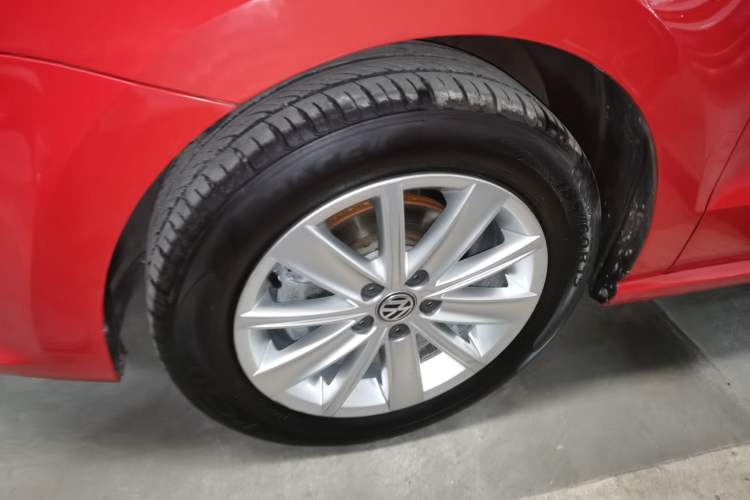 Used Volkswagen Polo 2014 1.6L Automatic Comfort Edition