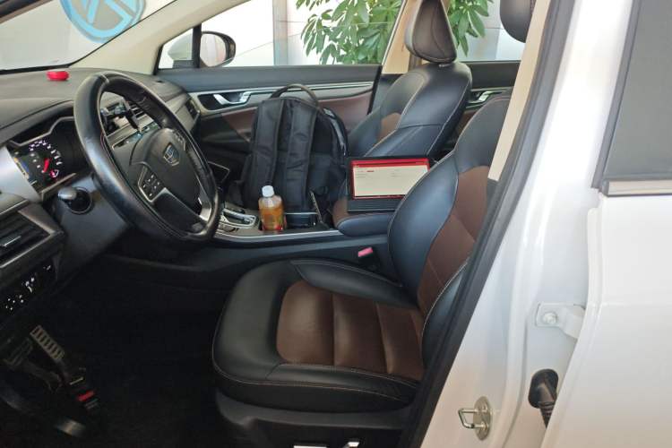 Used Geely Auto Emgrand GS 2017 Sport Edition 1.3T Automatic Smart Connectivity Model
