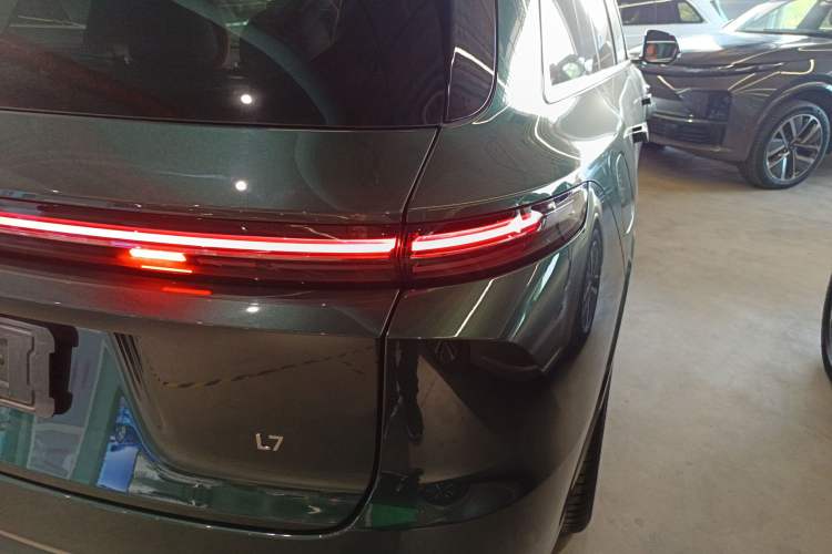 Used Li Auto L7 2025 Ultra Smart Refreshed Edition
