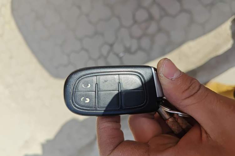 Used  Cherokee 2016 2.4L Leading Edition