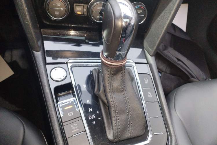 Used Volkswagen Lamando 2019 280TSI DSG Comfort Edition China VI standard
