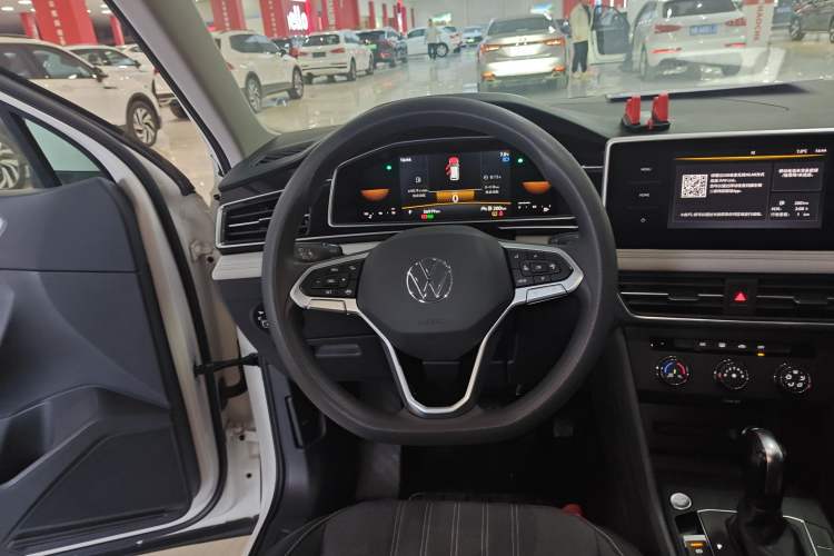 Used Volkswagen Tiguan L 2022 330TSI Automatic Two-Wheel Drive Comfort Edition
