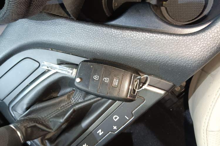 Used Kia K5 2015 2.0L Automatic GL