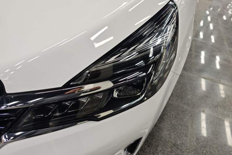 Used Buick GL8 2022 Land Business Class 652T Luxury Model
