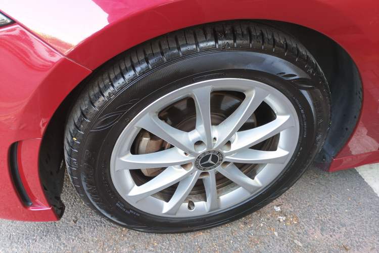 Used Mercedes-Benz A-Class 2020 Restyled A 200 L Sport Sedan Fashion Version
