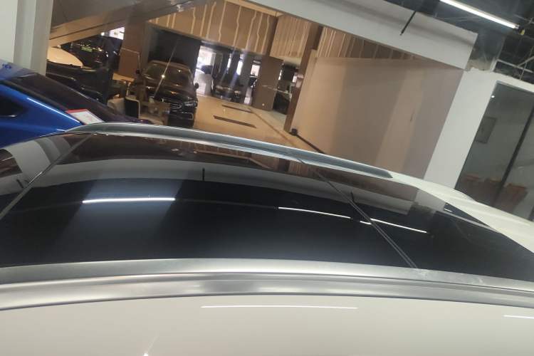 Used Mercedes-Benz GLC 2017 GLC 260 4MATIC Luxury Model
