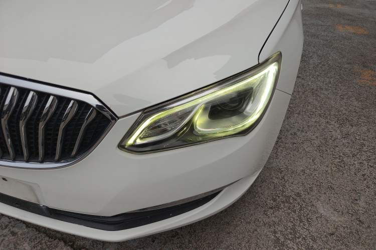 Used Buick GT 2017 15N Automatic Elite Version
