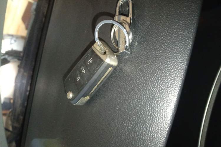 Used Volkswagen T-ROC 2020 280TSI DSG Two-Wheel Drive Comfort Version