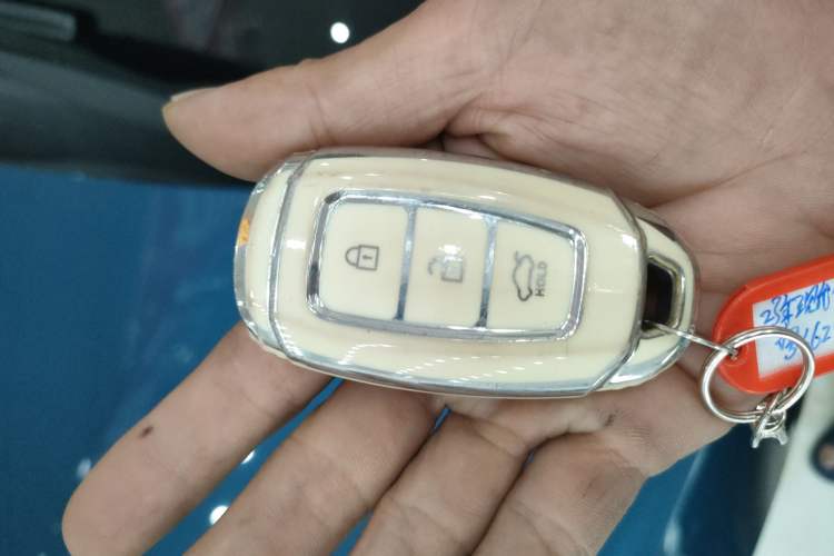 Used Hyundai Elantra 2022 1.5L CVT LUX Prestige Edition
