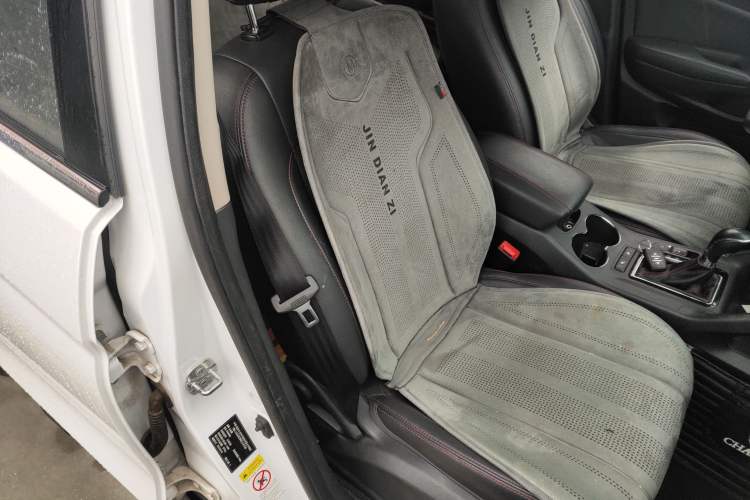 Used Changan CS75 2016 1.8T Automatic Prestige Model China V Standard
