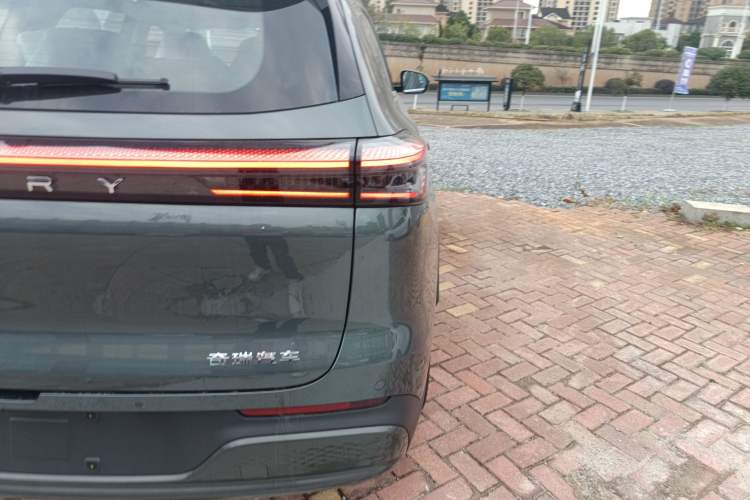 Used Chery Tiggo 8 PLUS C-DM 2025 1.5T 116 km Comfort Version 5 Seats