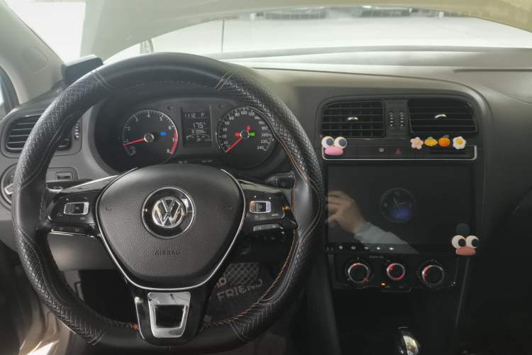 Used Volkswagen Polo 2016 1.4L Cross Polo Automatic
