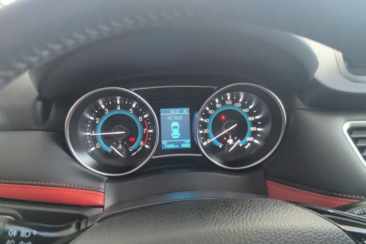 Used Haval H1 2016 Revised Version Blue Badge 1.5L AMT Luxury Edition
