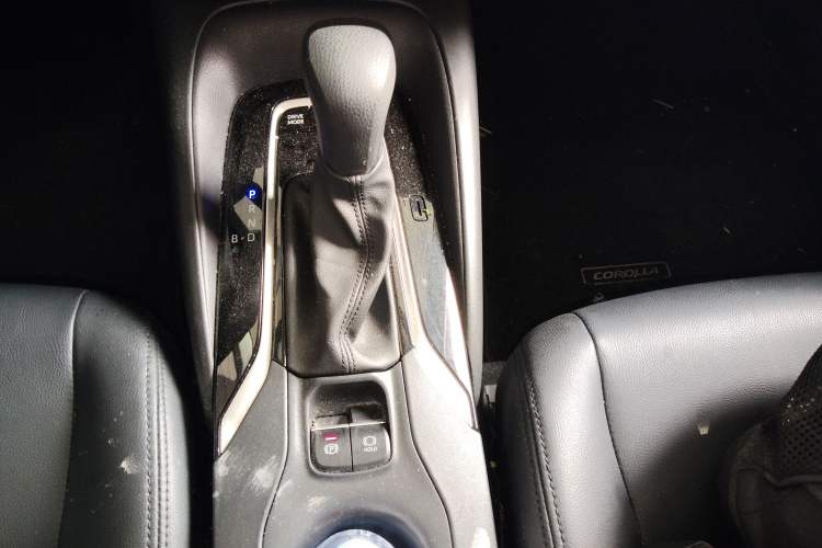 Used Toyota Corolla 2022 Dual-Motor 1.8L E-CVT Pioneer Edition
