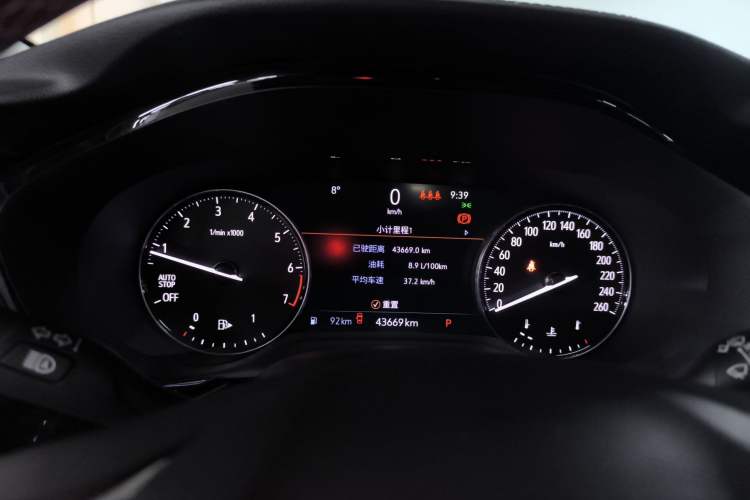 Used Buick Envision 2022 Facelift Encore S 552T Two-Wheel-Drive Luxury Model
