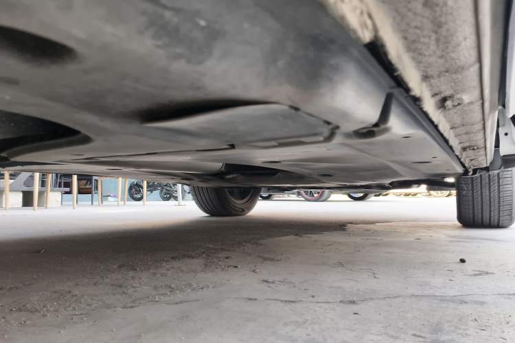 Used Volkswagen Tiguan L 2019 330TSI Automatic Two-Wheel Drive Panoramic Comfort Edition China VI Standard
