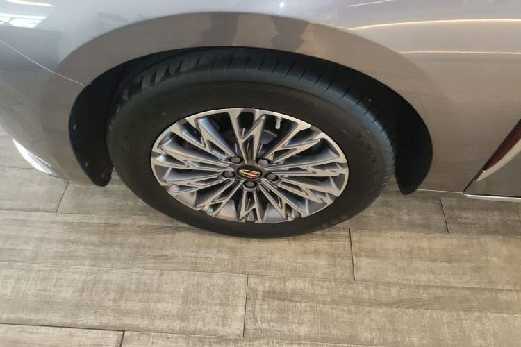 Used Hongqi H5 2023 2.0T Automatic Smart Connect Flagship Edition
