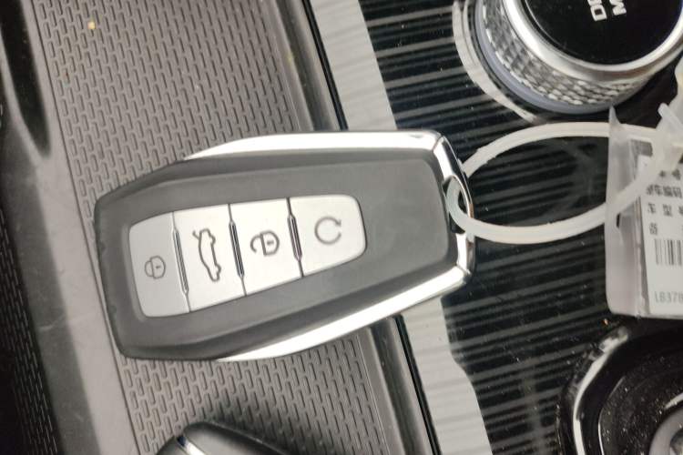 Used Geely Auto Monjaro L 2021 2.0TD DCT EVO Two-Wheel Drive Smart Luxury Version
