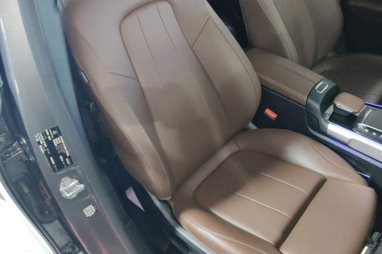 Used Mercedes-Benz GLB 2021 GLB 200 Fashion Model
