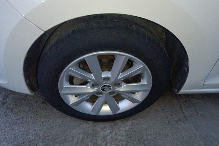 Used Skoda Rapid 2016 1.6L Automatic Chuanxing Edition
