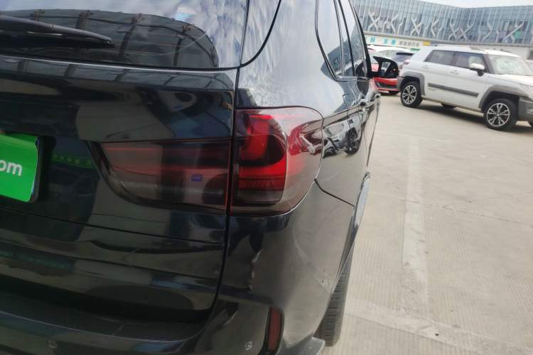 Used BMW X5 2018 xDrive28i
